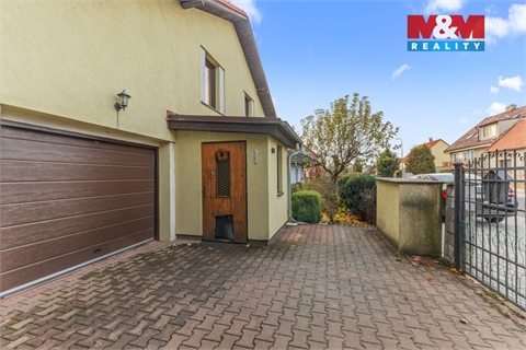 Prodej rodinného domu, 184 m² - 18