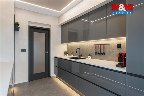 Prodej rodinného domu, 184 m² - 6