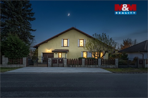 Prodej rodinného domu, 184 m² - 0