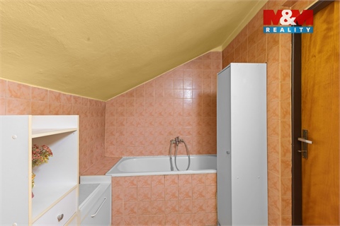 Prodej rodinného domu, 184 m² 18