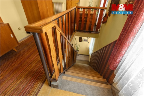 Prodej rodinného domu, 184 m² - 8