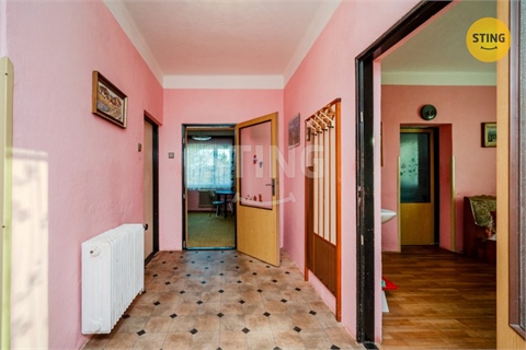 Prodej rodinného domu, 350 m² - 10