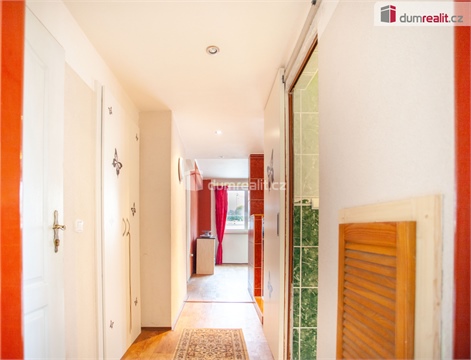 Pronájem bytu 5kk, 107 m² 2