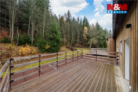 Prodej komerčního objektu, 683 m² 28