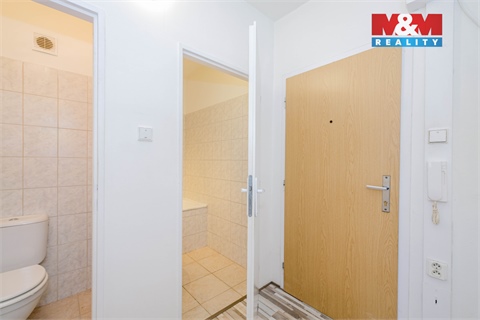 Pronájem bytu 1kk, 29 m² - 2