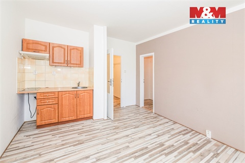 Pronájem bytu 1kk, 29 m² - 12