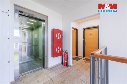 Pronájem bytu 1kk, 29 m² 14