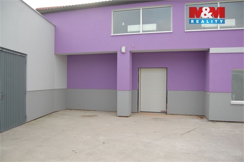 Prodej obchodních prostor, 743 m² 2