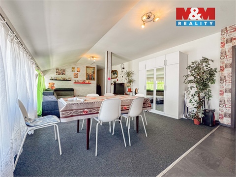 Prodej obchodních prostor, 743 m² 8