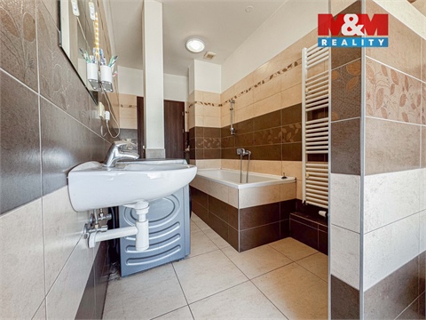 Prodej obchodních prostor, 743 m² 14