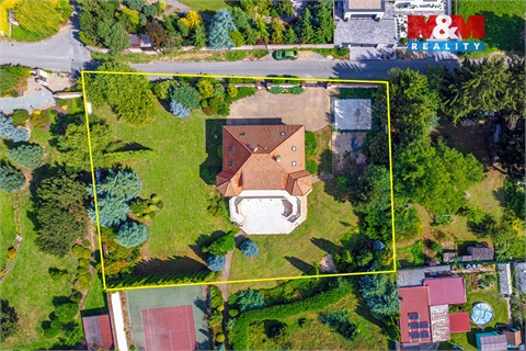 Pronájem rodinného domu, 395 m² - 2