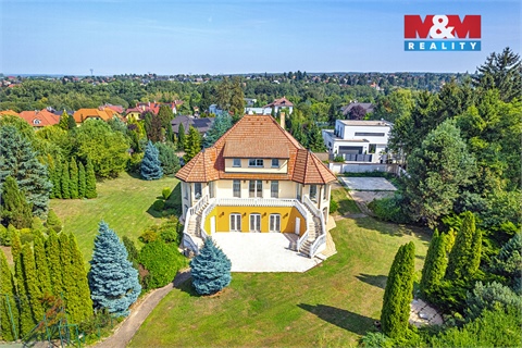 Pronájem rodinného domu, 395 m² 4