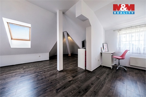 Pronájem rodinného domu, 395 m² - 12