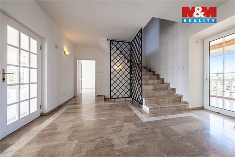 Pronájem rodinného domu, 395 m² - 8