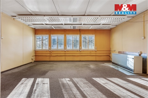 Prodej obchodních prostor, 511 m² 14