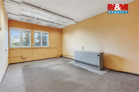 Prodej obchodních prostor, 511 m² 12