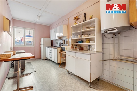 Prodej obchodních prostor, 511 m² 6