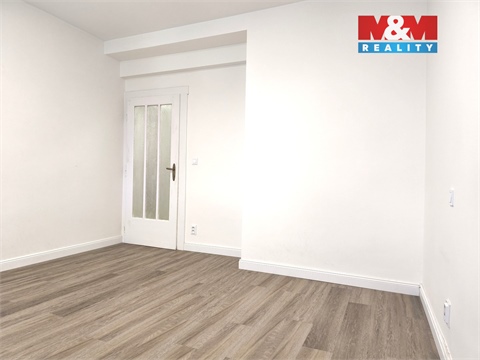Pronájem bytu 2kk, 44 m² - 2