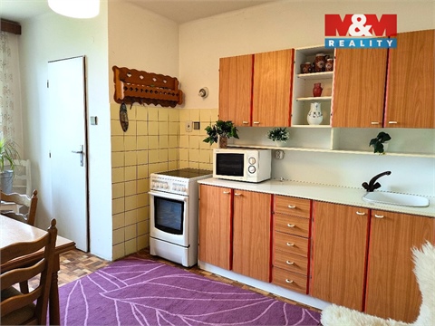 Prodej rodinného domu, 274 m² - 10