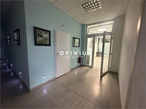 Pronájem kanceláře, 204 m² 2