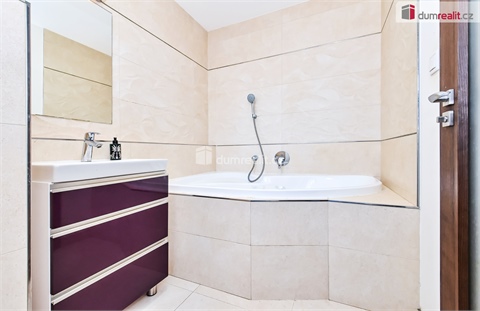 Prodej rodinného domu, 104 m² - 14