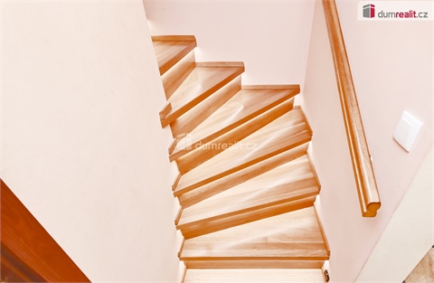 Prodej rodinného domu, 104 m² - 10