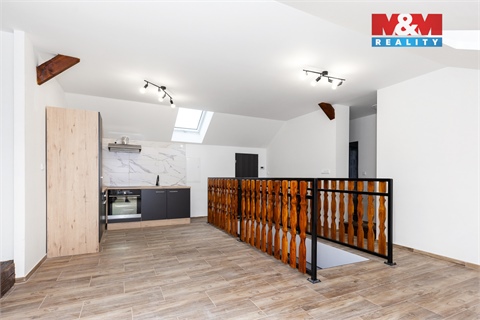 Pronájem bytu 3+1, 80 m² 2