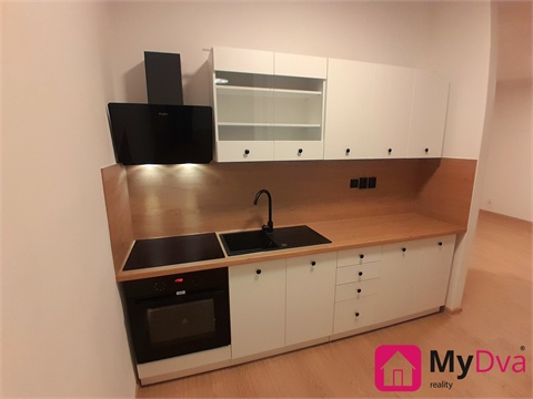 Pronájem bytu 1kk, 35 m² 6