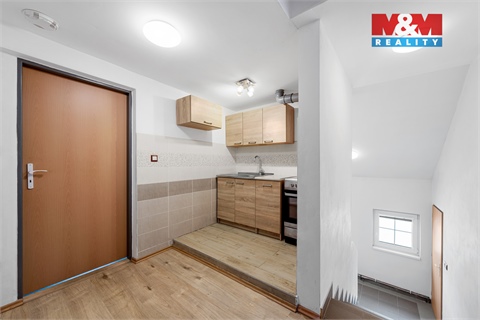 Prodej rodinného domu, 230 m² 24