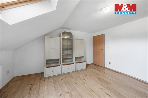 Prodej rodinného domu, 230 m² - 28