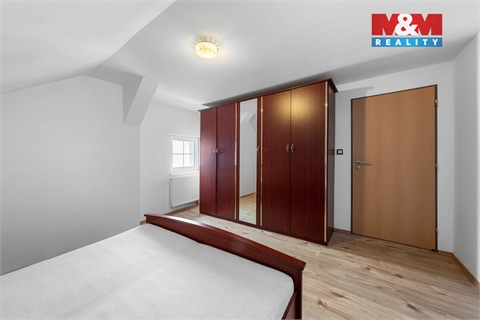 Prodej rodinného domu, 230 m² - 26