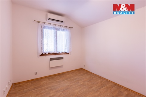 Prodej stavebního pozemku, 700 m² 10