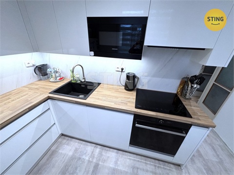 Prodej bytu 2+1, 55 m² 6