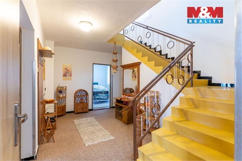 Prodej rodinného domu, 180 m² - 14