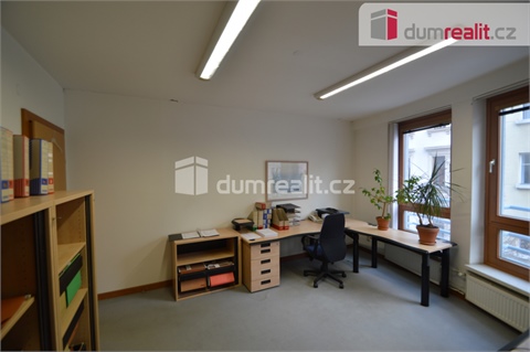 Pronájem kanceláře, 94 m² - 2