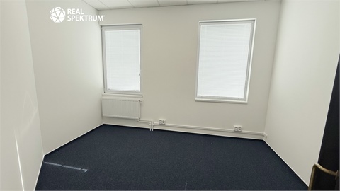 Pronájem kanceláře, 55 m² - 0