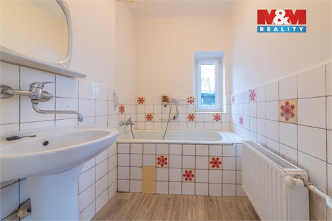 Prodej rodinného domu, 141 m² - 6