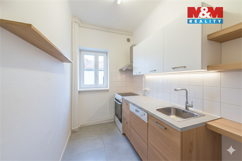 Prodej rodinného domu, 141 m² - 18