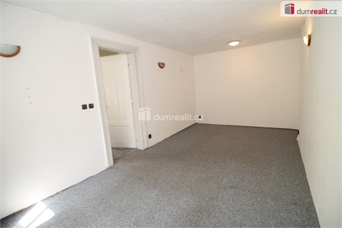 Pronájem kanceláře, 67 m² - 12