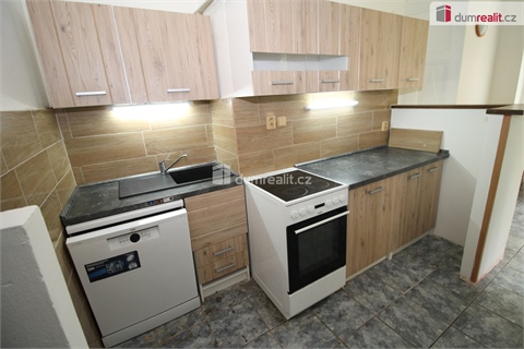 Pronájem kanceláře, 67 m² - 0