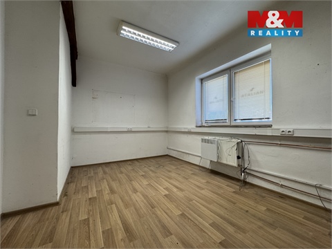 Pronájem kanceláře, 251 m² 8