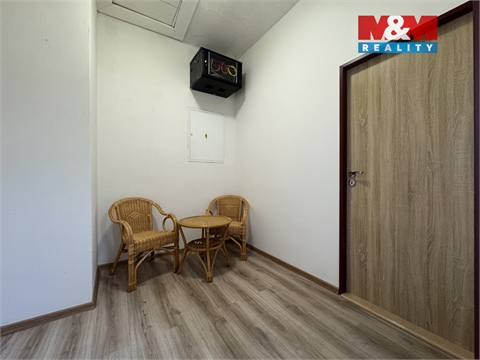 Pronájem kanceláře, 251 m² - 12