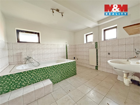 Prodej rodinného domu, 136 m² - 2