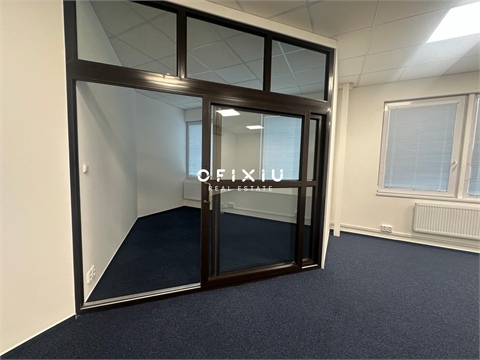 Pronájem kanceláře, 55 m² - 0