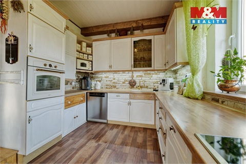 Prodej rodinného domu, 183 m² 6