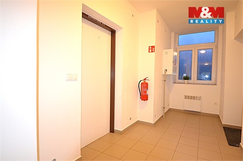 Pronájem bytu 1kk, 50 m² 14