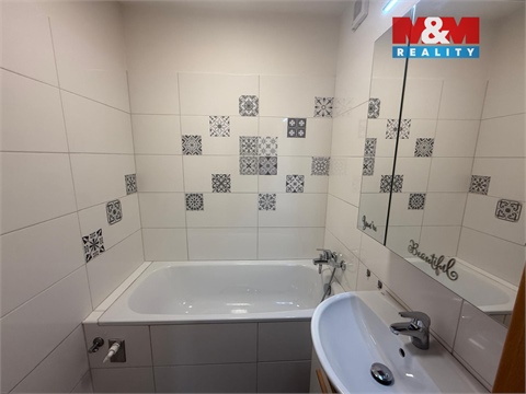 Pronájem bytu 4+1, 94 m² 4