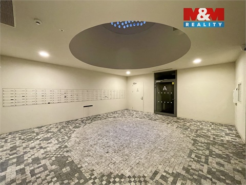 Pronájem bytu 3kk, 73 m² 20