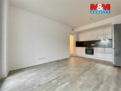 Pronájem bytu 3kk, 73 m² - 0