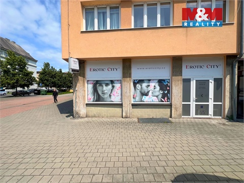 Pronájem obchodních prostor, 144 m² 6